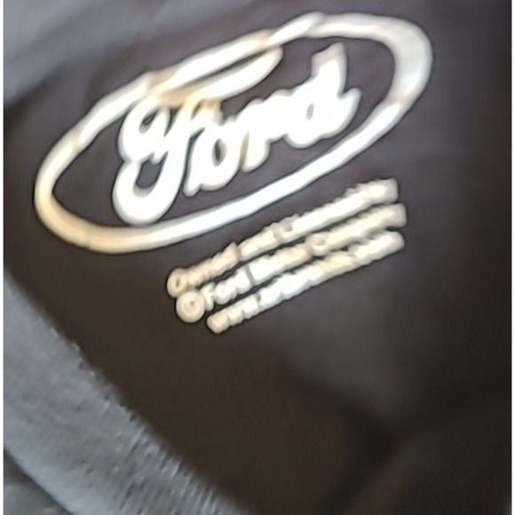 Ford Mustand The Legend Lives Logo Long Sleeve T-Shirt Classic Muscle Cars Tee L - Picture 4 of 5